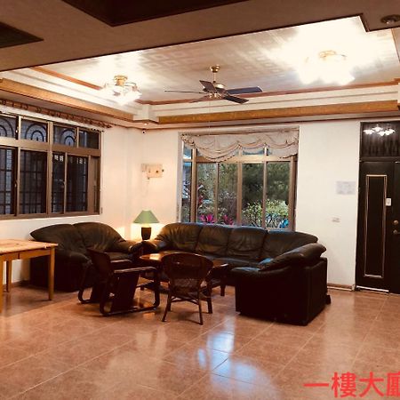 G.S. Holiday Home Guanshan Exterior photo