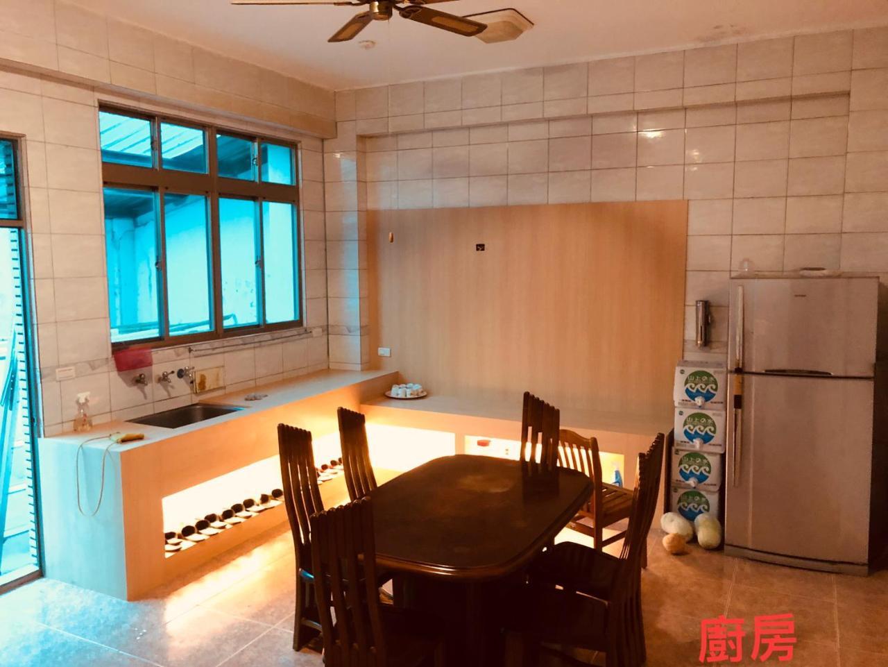 G.S. Holiday Home Guanshan Exterior photo